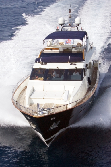 Flybridge falcon 100