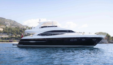 Yacht charter PRINCESS 72MY