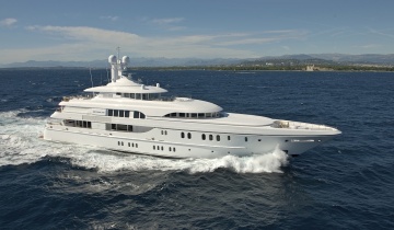 Location de yacht LURSSEN 60M