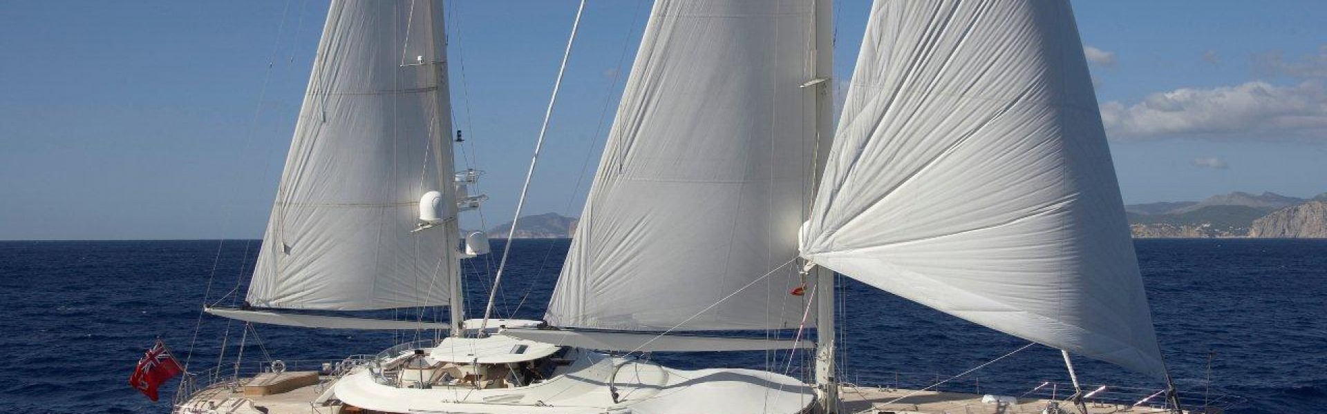 Location de voilier PERINI NAVI 52M