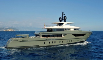 Yacht charter SANLORENZO 460 EXP