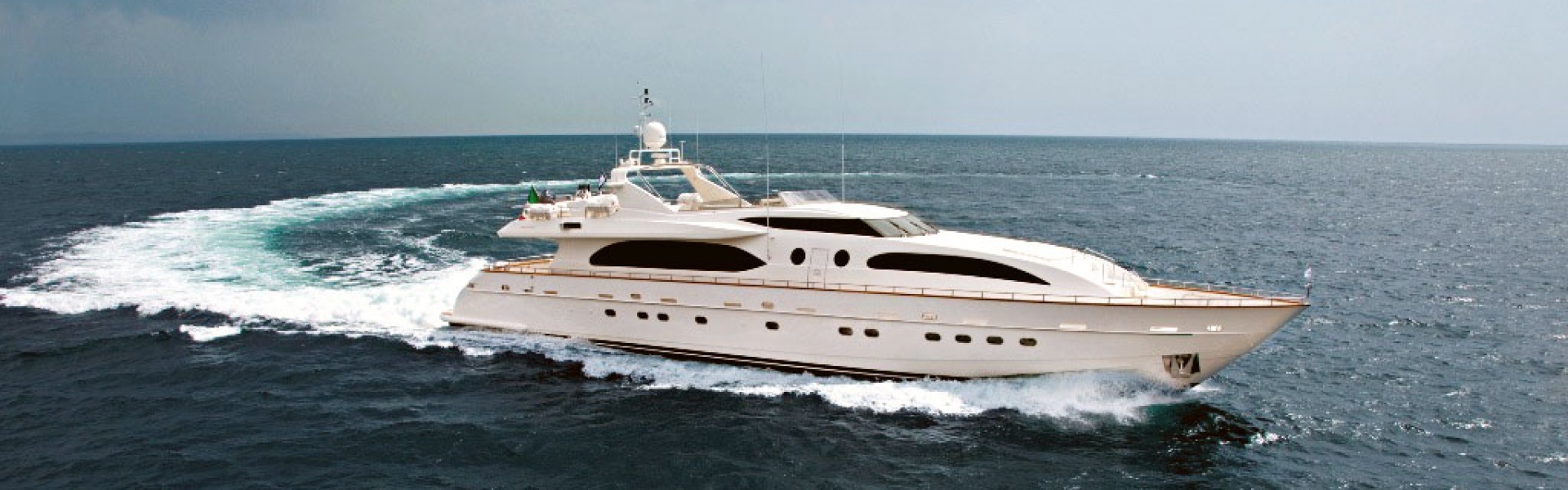 Location de yacht FALCON 116