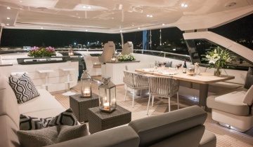 Flybridge PRINCESS 30M - Photo du bateau