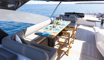 Flybridge SUNSEEKER 28M - Photo du bateau