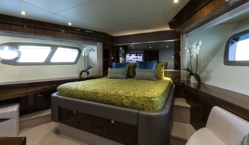 Flybridge SUNSEEKER 28M - Photo du bateau