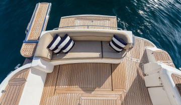 Flybridge SEALINE F425 - Photo du bateau