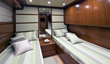 Flybridge FALCON 116 - Photo du bateau