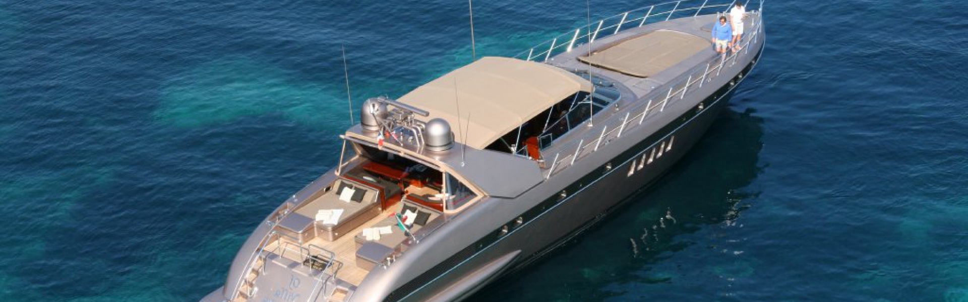 Location de yacht Mangusta 80