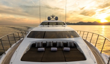 Open Mangusta 105 - Photo du bateau