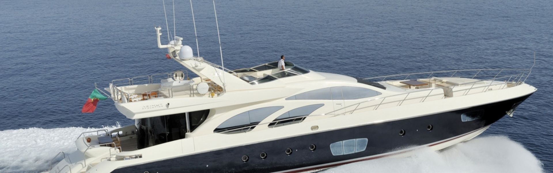 Location de yacht Azimut Leonardo 100