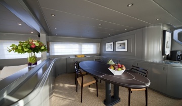 Flybridge Mondomarine 29M - Photo du bateau