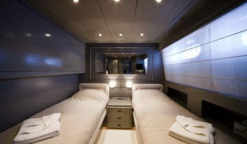 Flybridge Mondomarine 29M - Photo du bateau