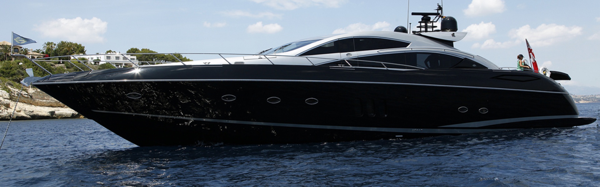 Location de yacht Sunseeker Predator 82