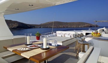 Flybridge NOTIKA 107 - Photo du bateau