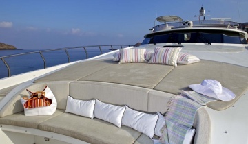 Flybridge NOTIKA 107 - Photo du bateau