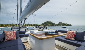 Voilier Oyster 38M - Photo du bateau