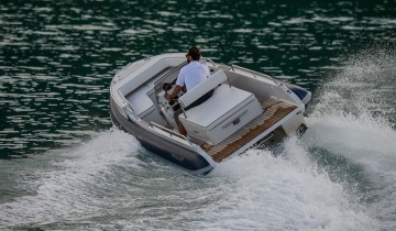 Voilier Oyster 38M - Photo du bateau