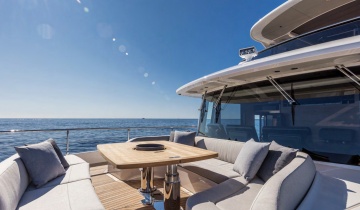 Flybridge Absolute Navetta 73 - Photo du bateau