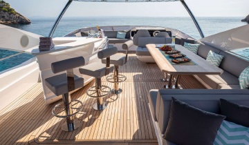 Flybridge Sunseeker 86 - Boat picture